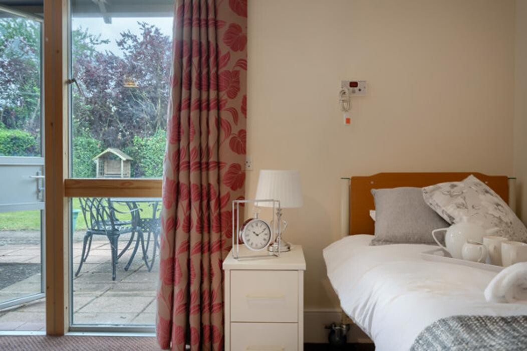 Images Abbeyfield House, New Malden