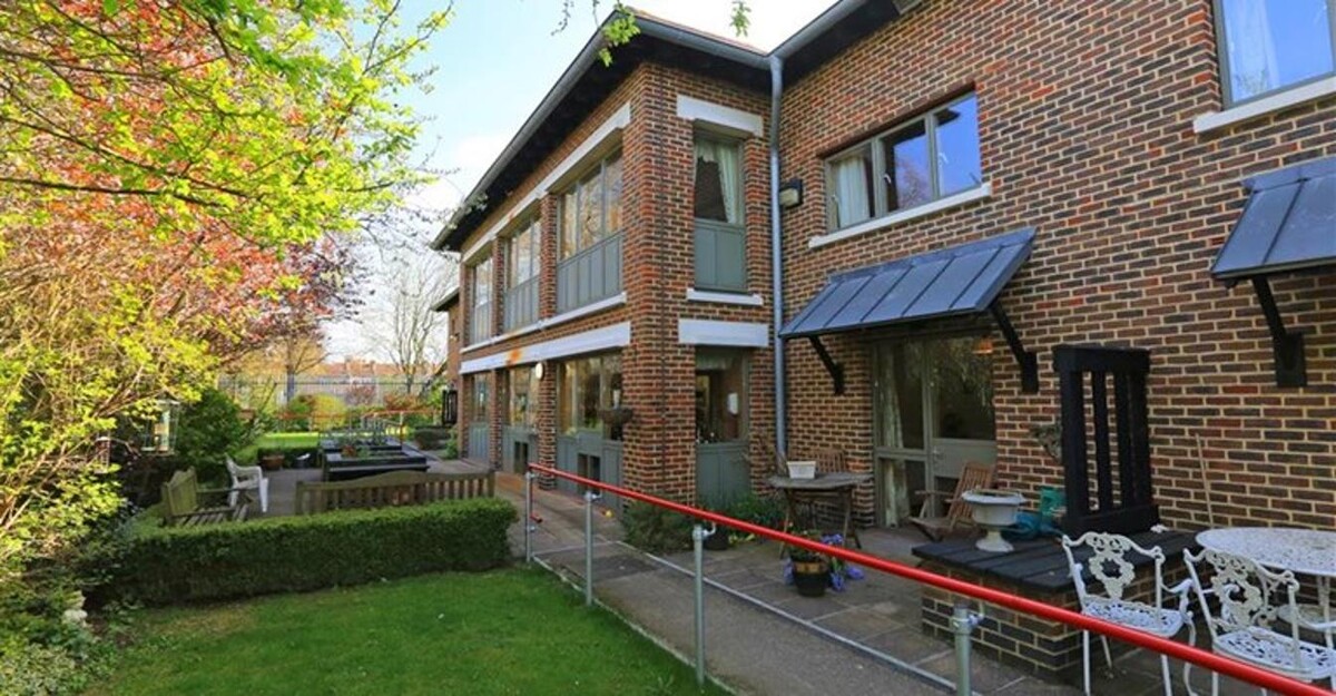 Images Abbeyfield House, New Malden