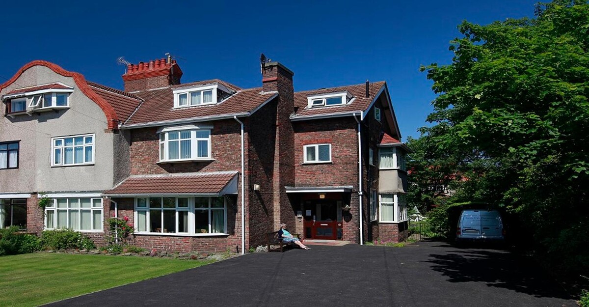 Images Abbeyfield, The Old Vicarage, Crosby