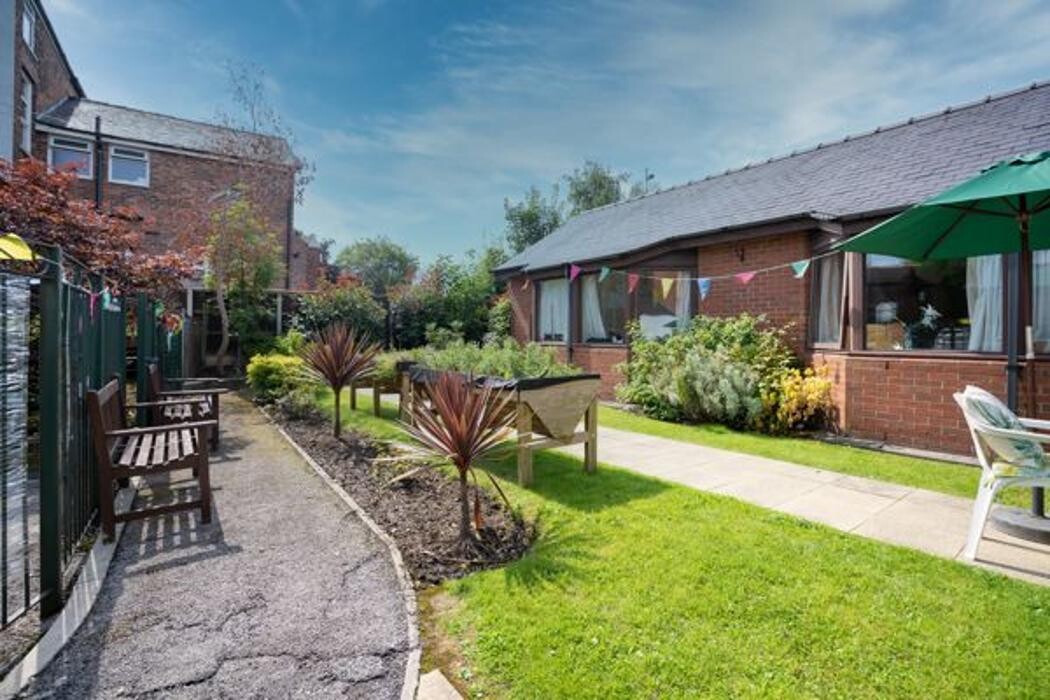 Images Downing House