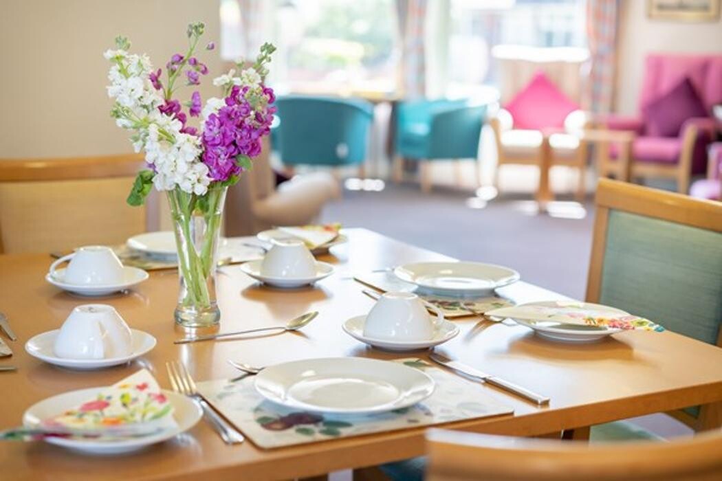 Images Abbeyfield, Carnarvon House