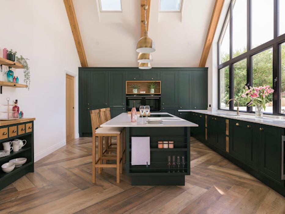 Images Mike Hughes Fitted Interiors