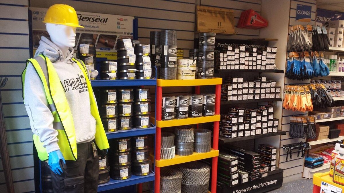 Images Jewson Romiley Landscaping Centre (Benchmark Building Supplies)