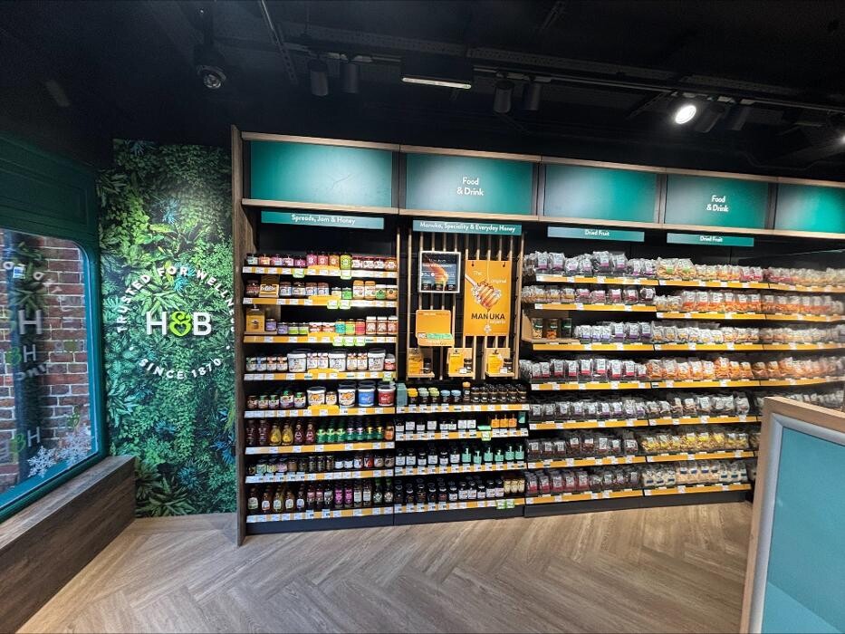 Images Holland & Barrett - Uckfield