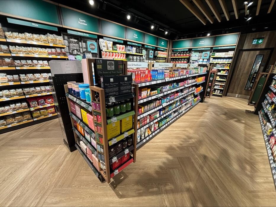 Images Holland & Barrett - Uckfield