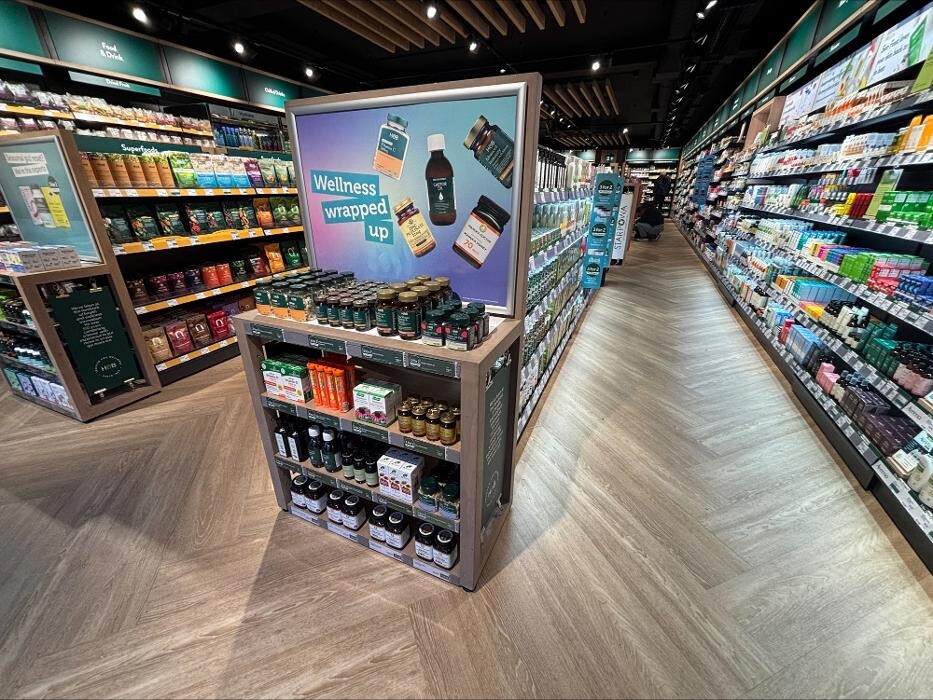 Images Holland & Barrett - Uckfield