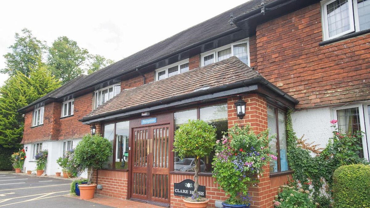 Images Clare House Care Home - Bupa