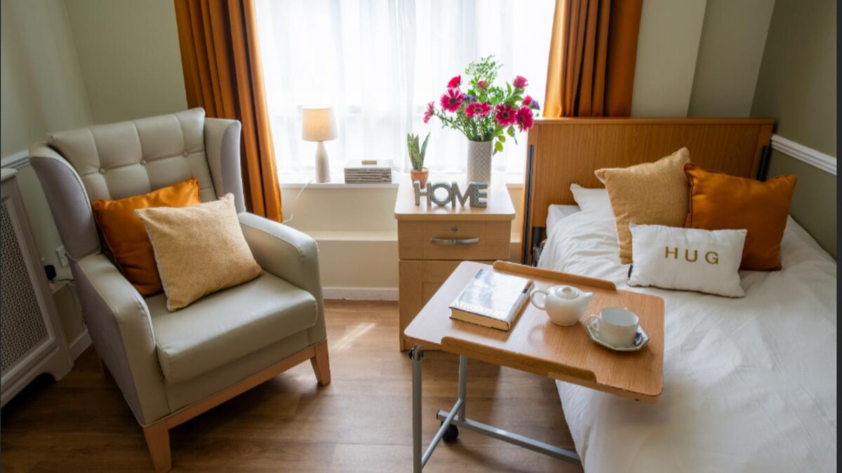 Images Elmstead Care Home - Bupa