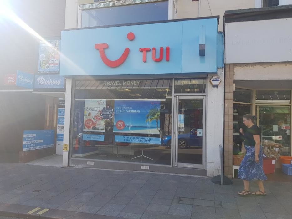 Images TUI Holiday Store
