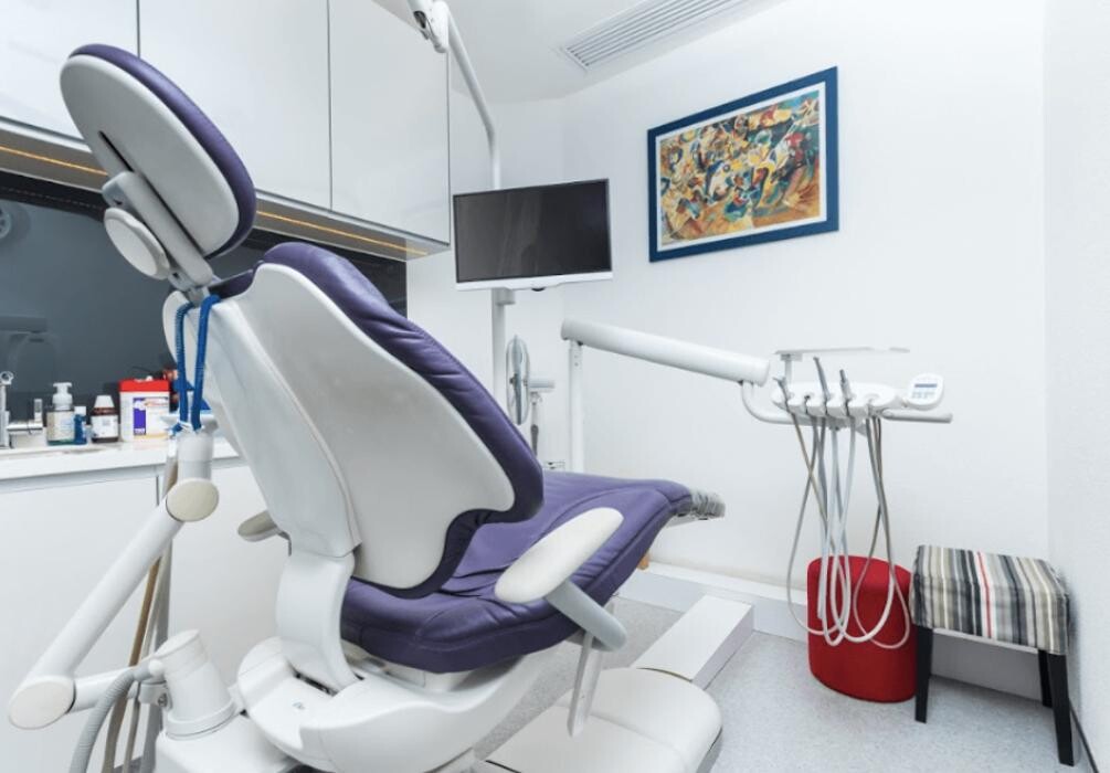 Images Bayside Dental Tung Chung | Family Dental Practice | 東涌牙醫