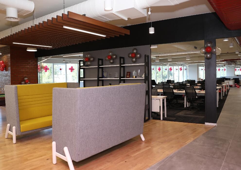 Images Cushman & Wakefield - Commercial Real Estate Services