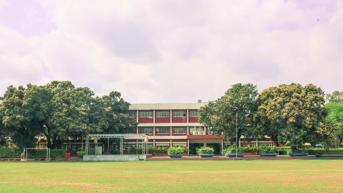 Images Saint Soldier International School