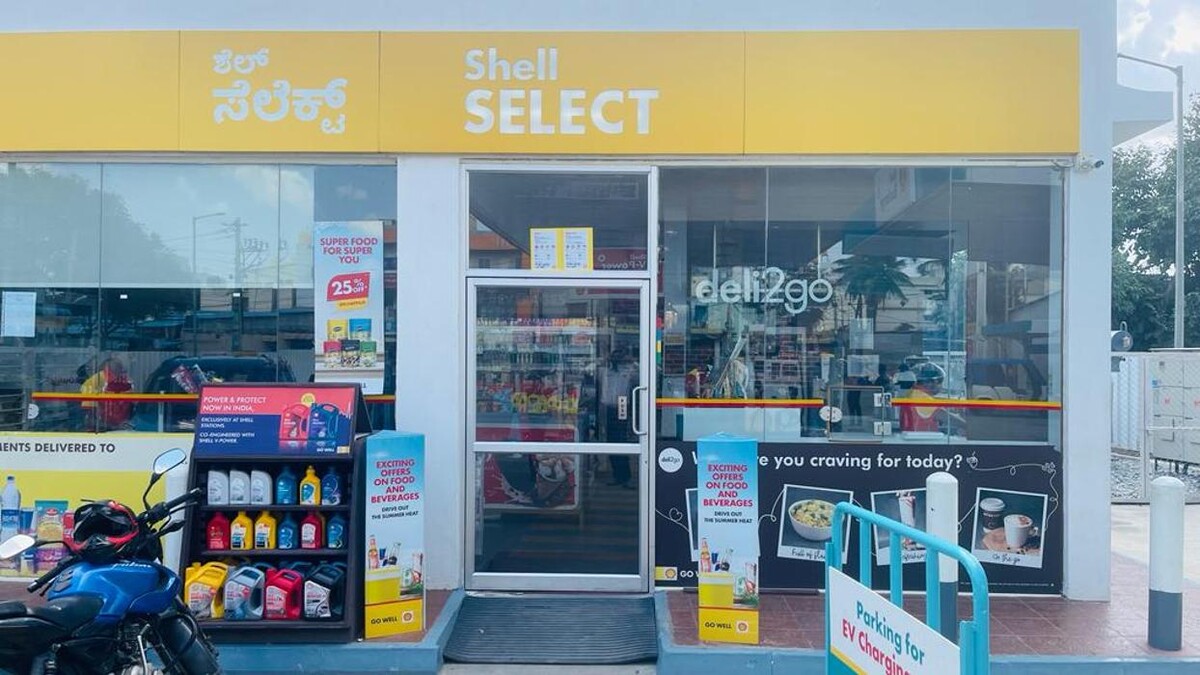 Images Shell Recharge Charging Station