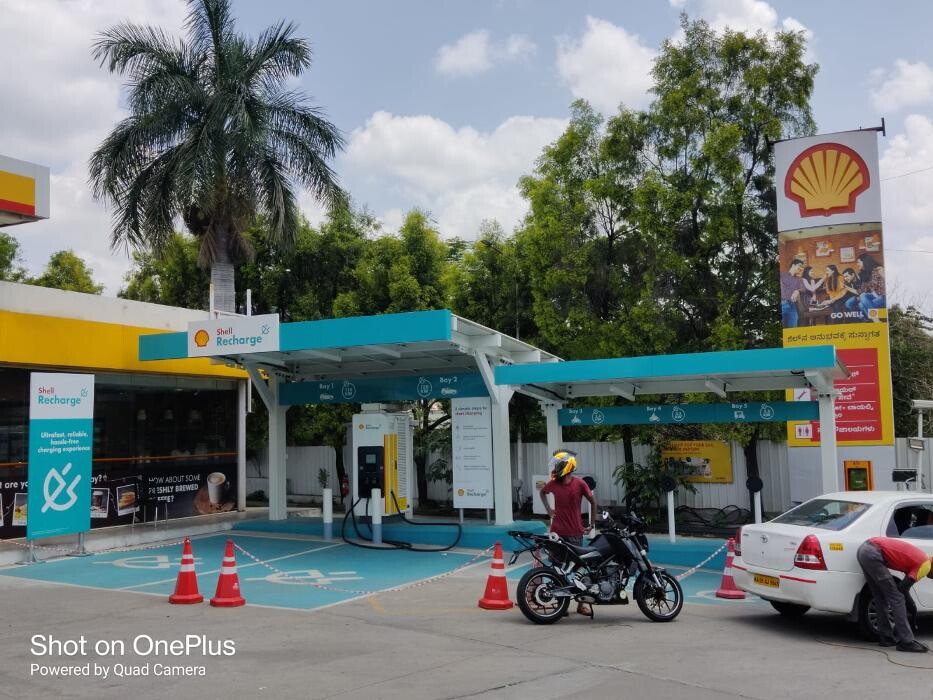 Images Shell Recharge Charging Station