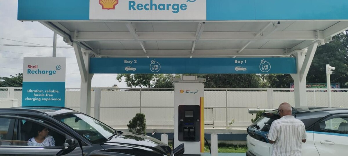Images Shell Recharge Charging Station