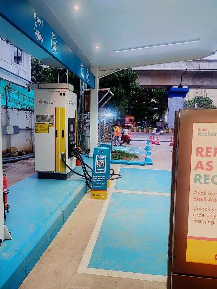 Images Shell Recharge Charging Station