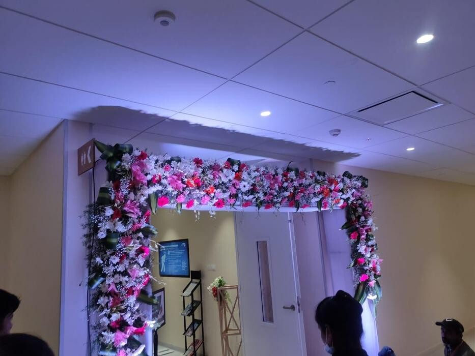 Images VJ petals - Flowers delivery in Hyderabad