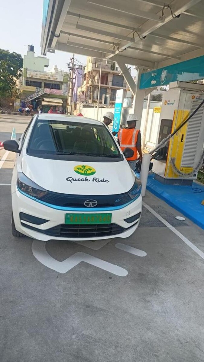 Images Shell Recharge Charging Station