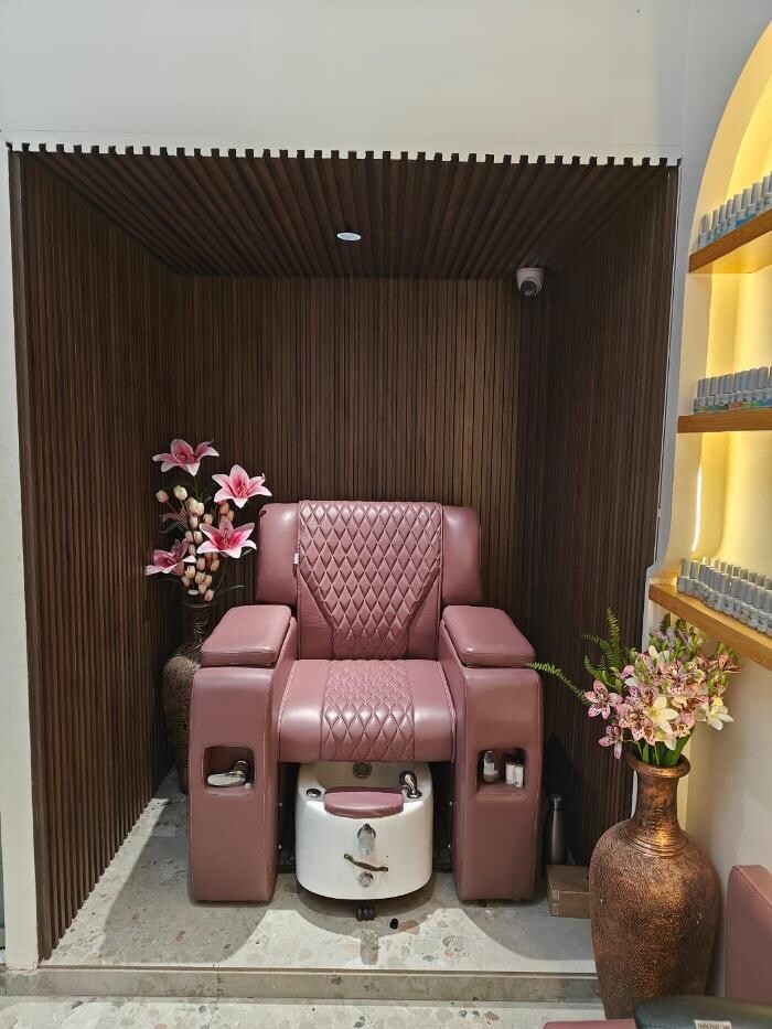 Images Avalon Nail Studio Nail Extension in Chandigarh Eyelashes Extension Nail Art