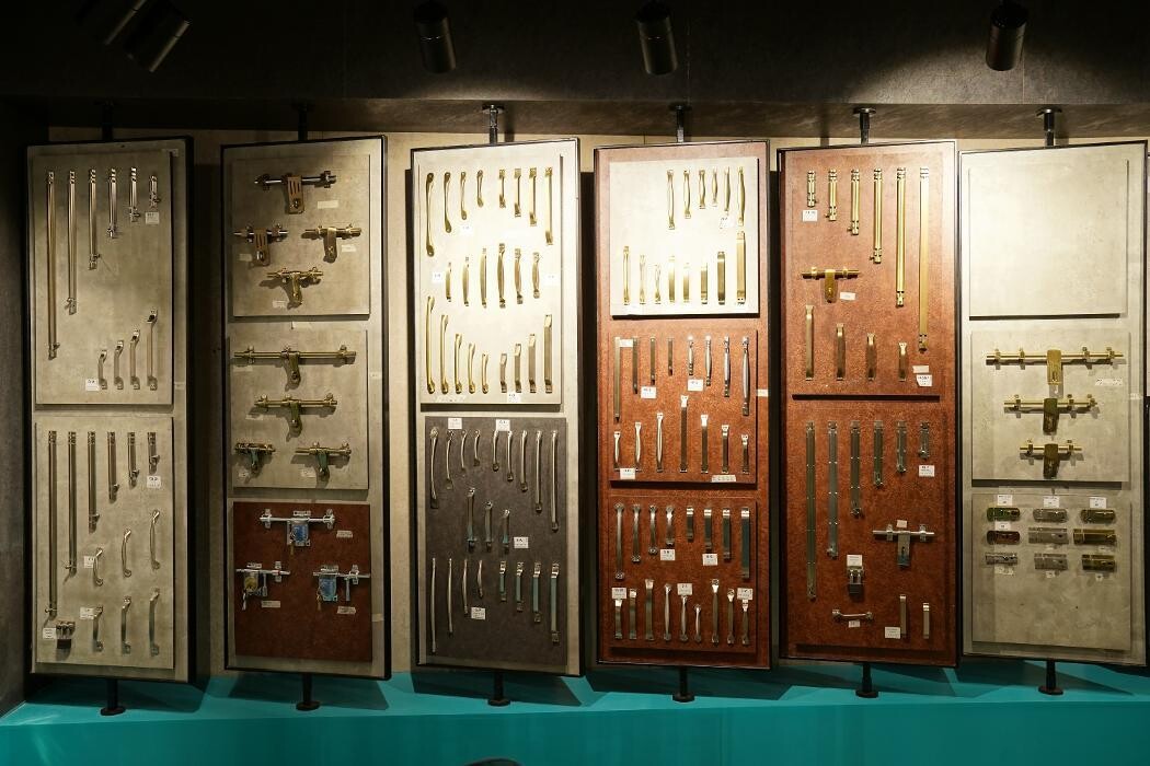 Images SHP Hardware Studio