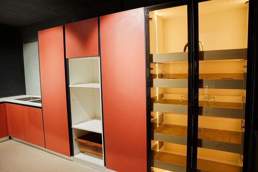 Images SHP Hardware Studio