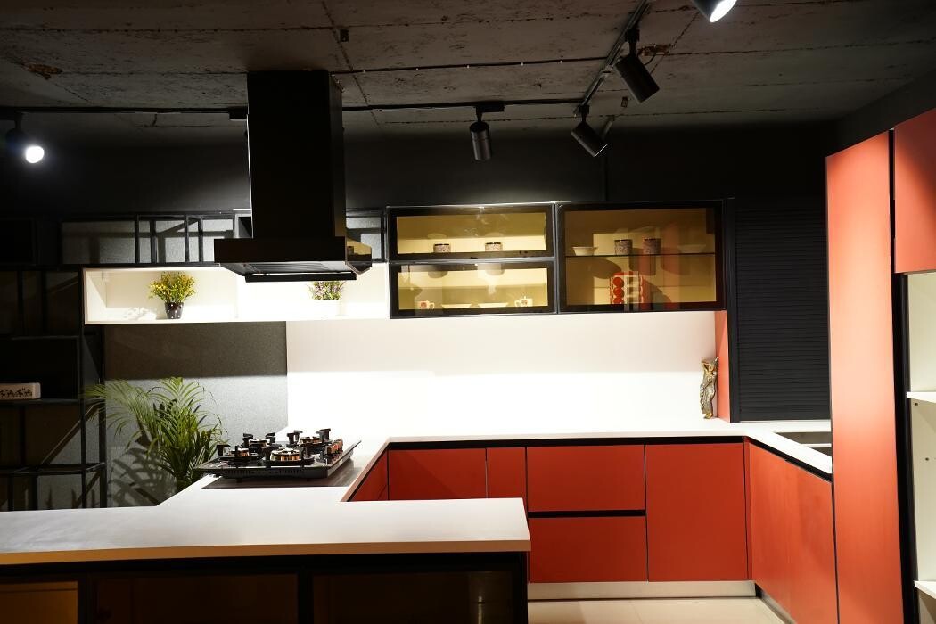 Images SHP Hardware Studio