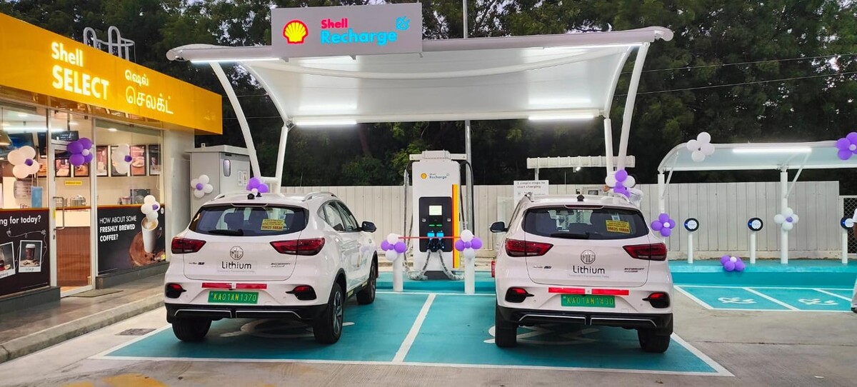 Images Shell Recharge Charging Station