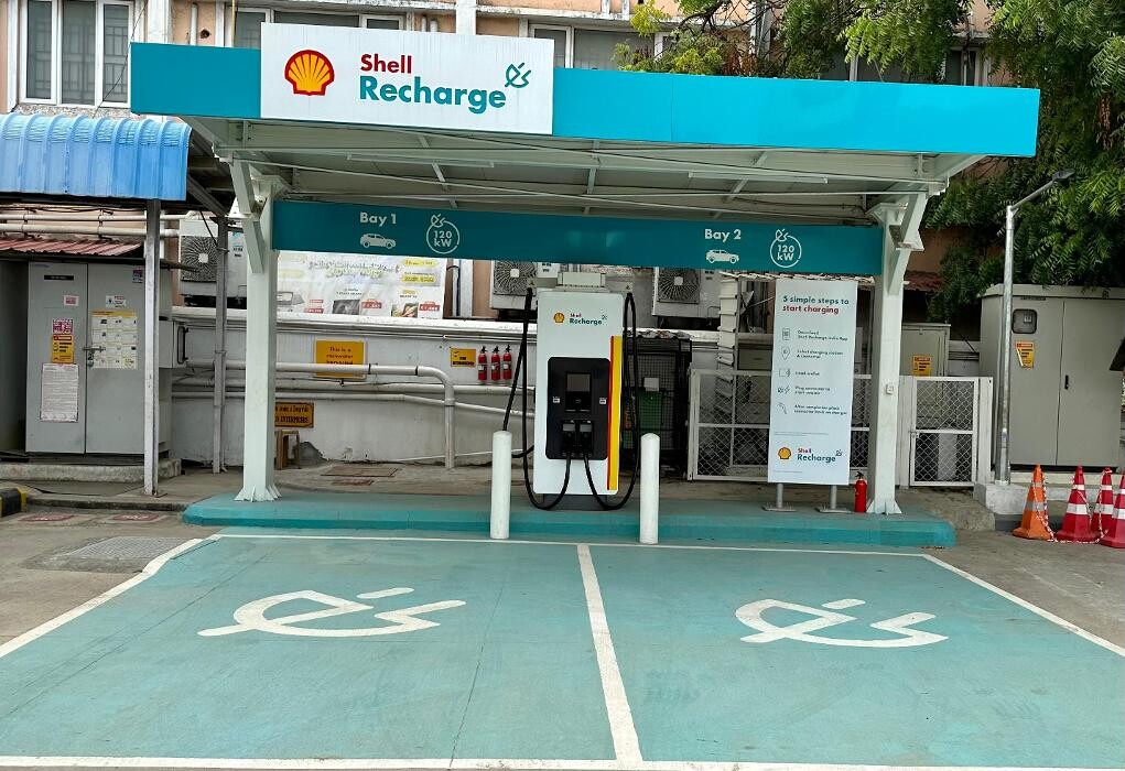 Images Shell Recharge Charging Station