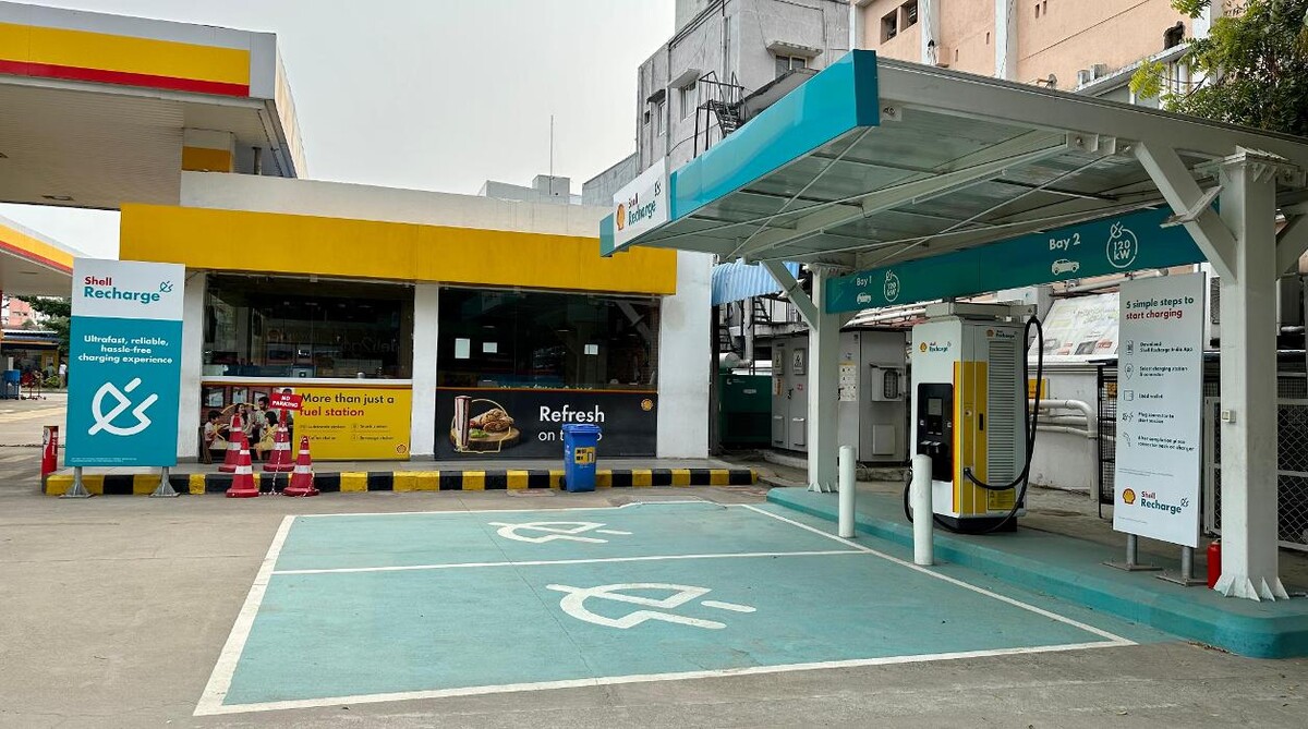 Images Shell Recharge Charging Station