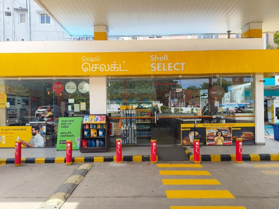 Images Shell Recharge Charging Station