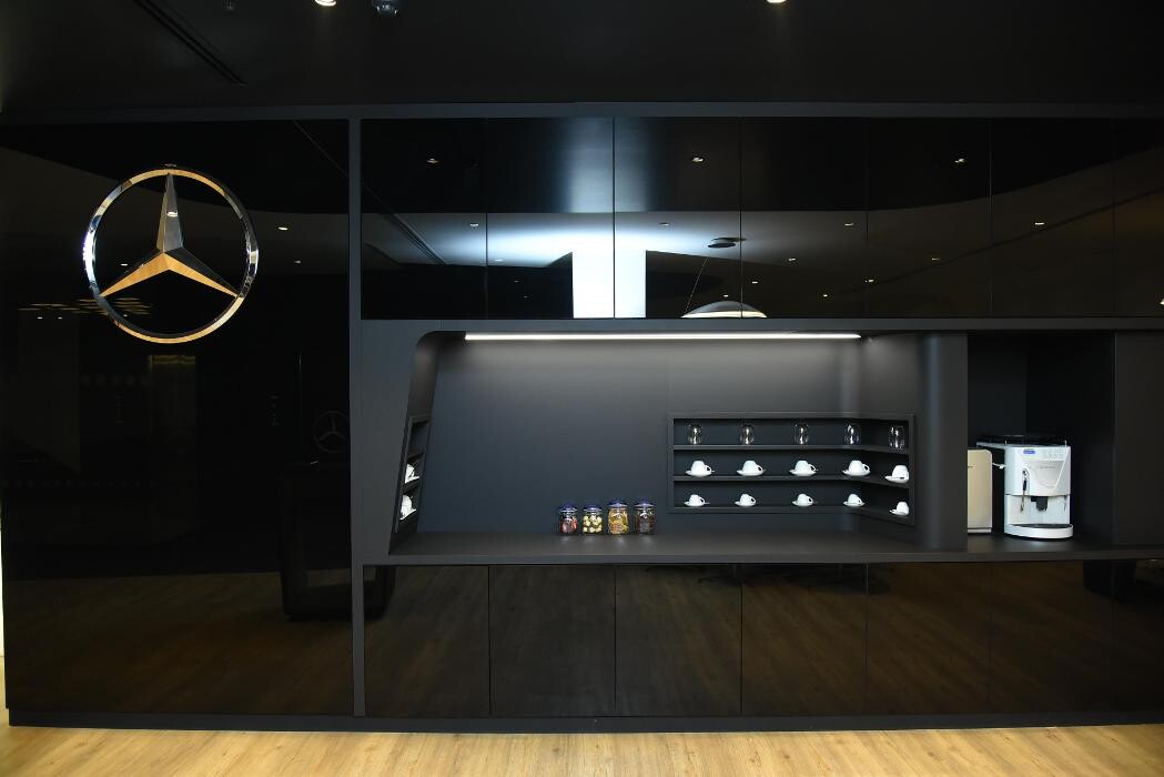 Images Mercedes-Benz GlobalStar - Green Park, New Delhi