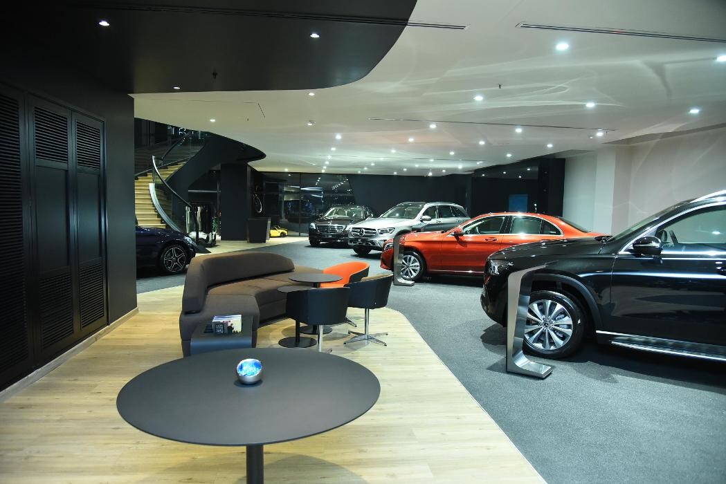Images Mercedes-Benz GlobalStar - Green Park, New Delhi