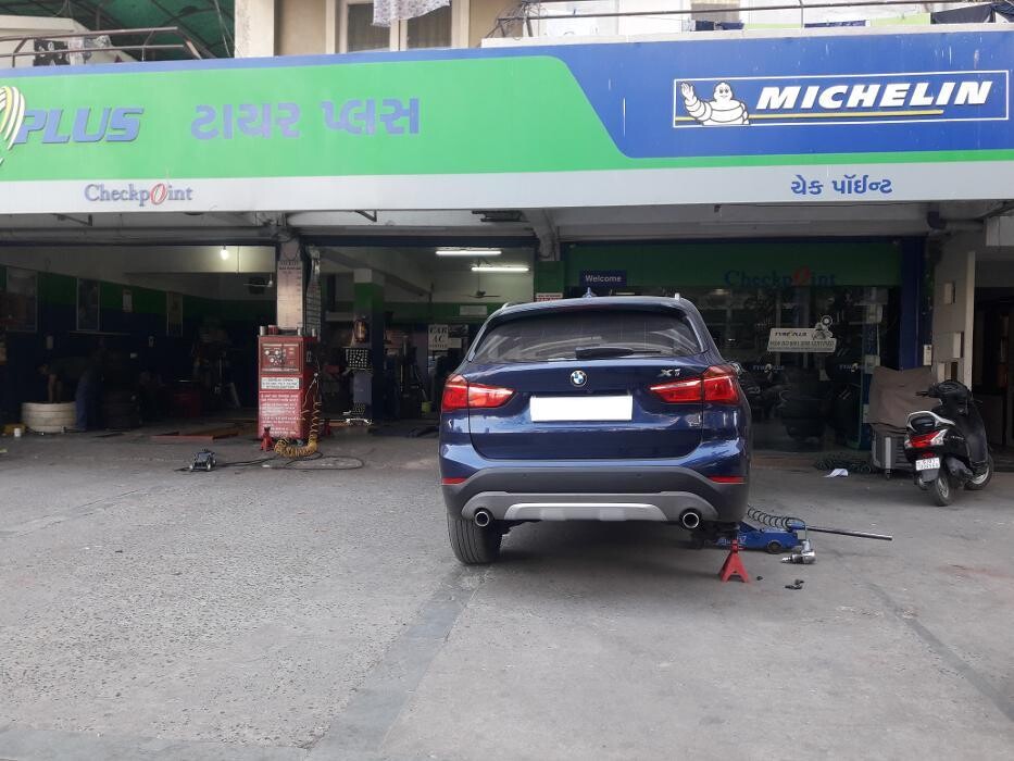 Images Michelin Tyres & Car Service - Checkpoint