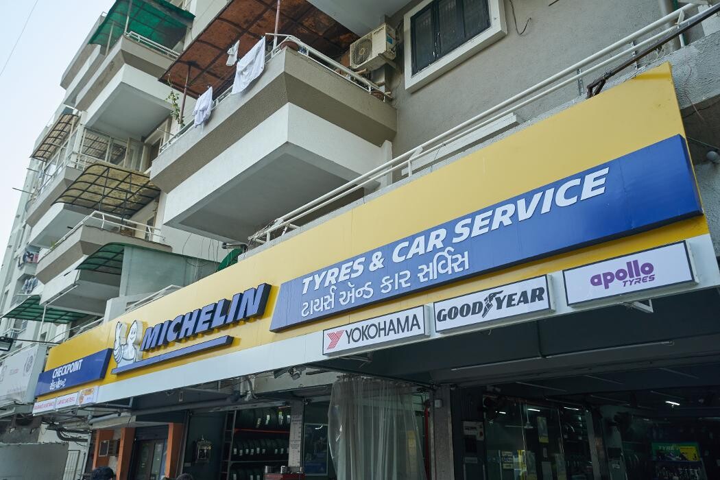 Images Michelin Tyres & Car Service - Checkpoint