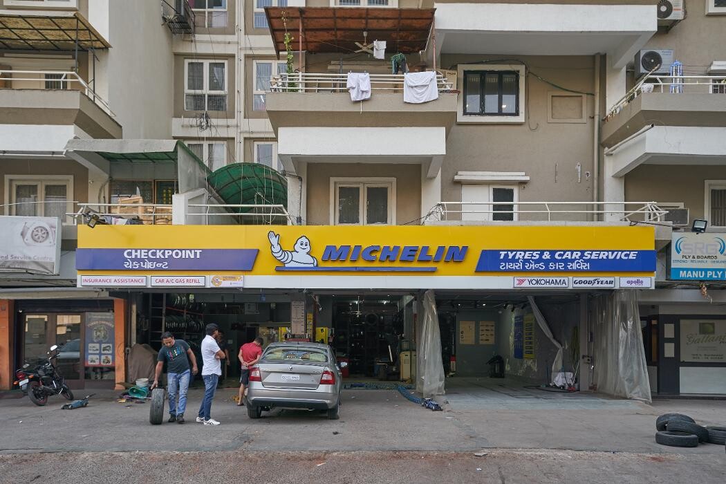 Images Michelin Tyres & Car Service - Checkpoint