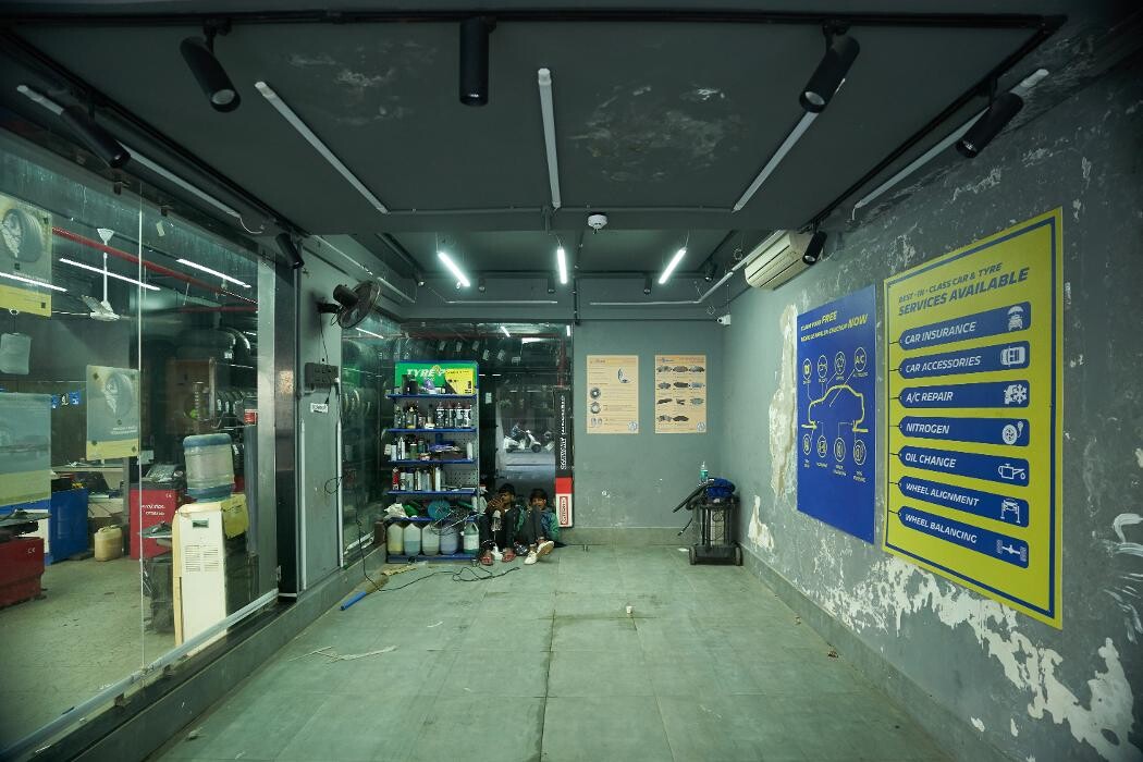 Images Michelin Tyres & Car Service - Checkpoint