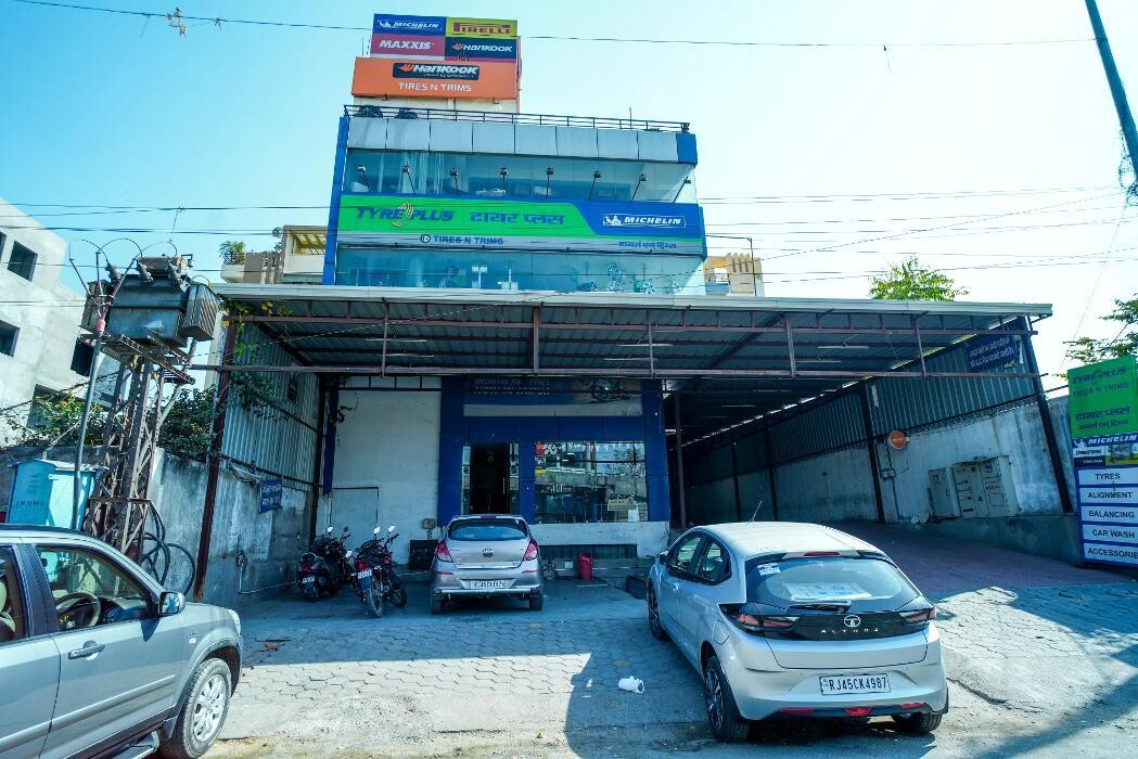 Images Michelin Tyres & Service - Tires N Trims