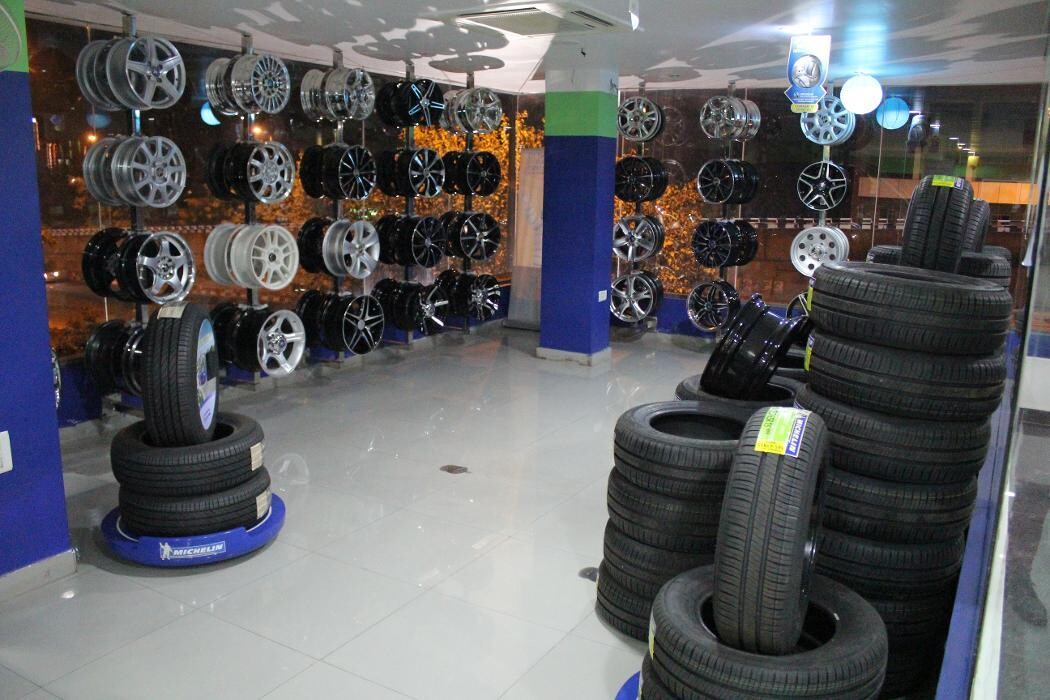 Images Michelin Tyres & Service - Tires N Trims