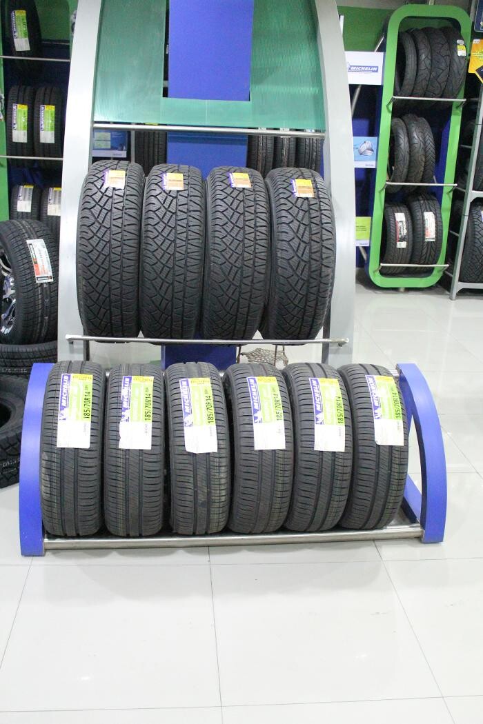 Images Michelin Tyres & Service - Tires N Trims
