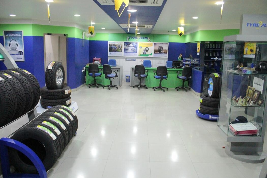 Images Michelin Tyres & Service - Tires N Trims