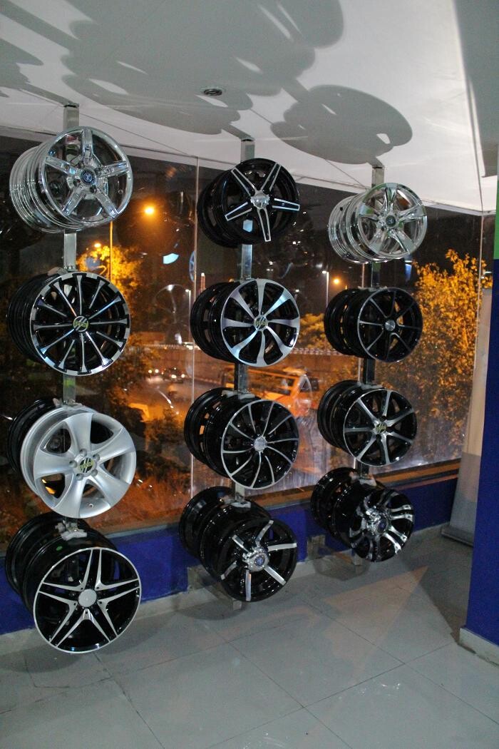 Images Michelin Tyres & Service - Tires N Trims