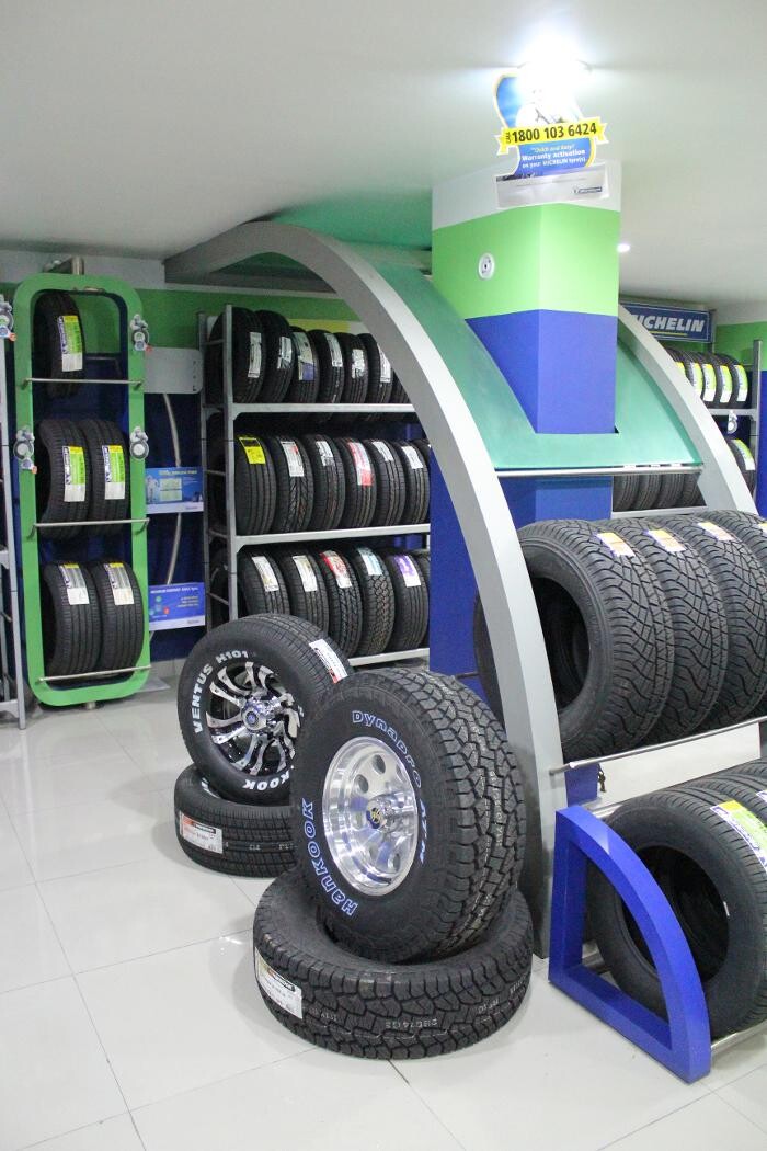 Images Michelin Tyres & Service - Tires N Trims