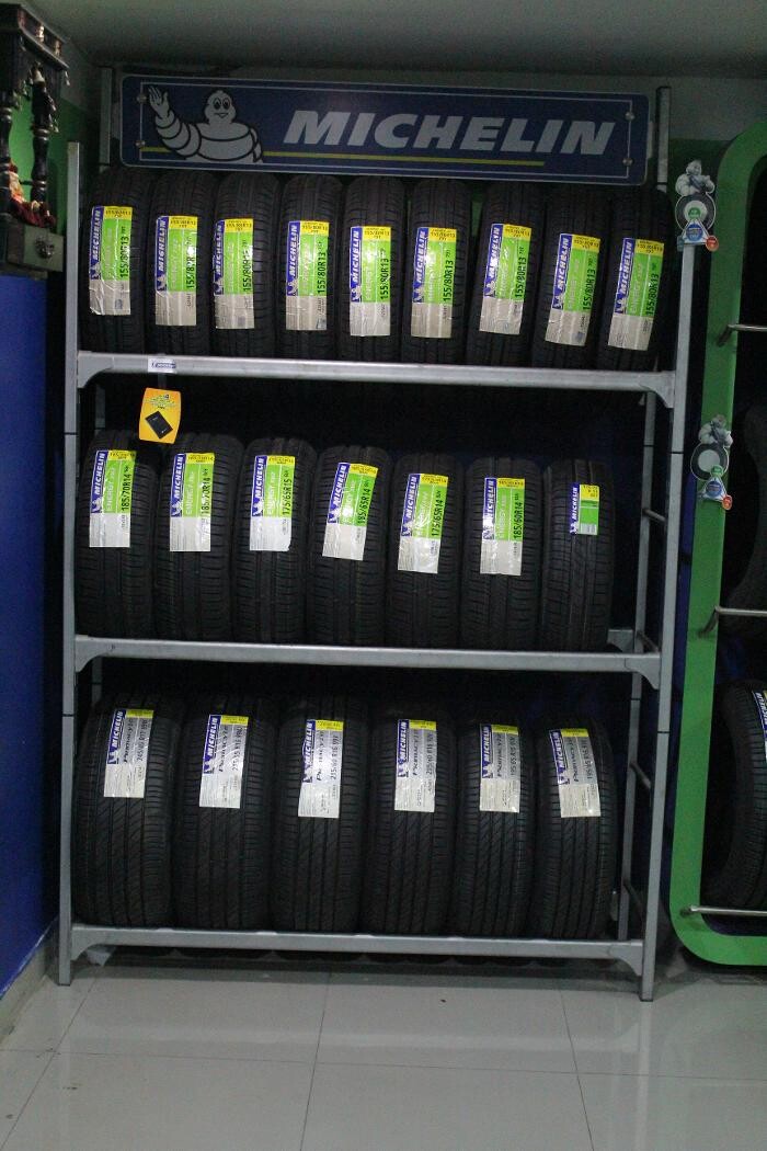Images Michelin Tyres & Service - Tires N Trims