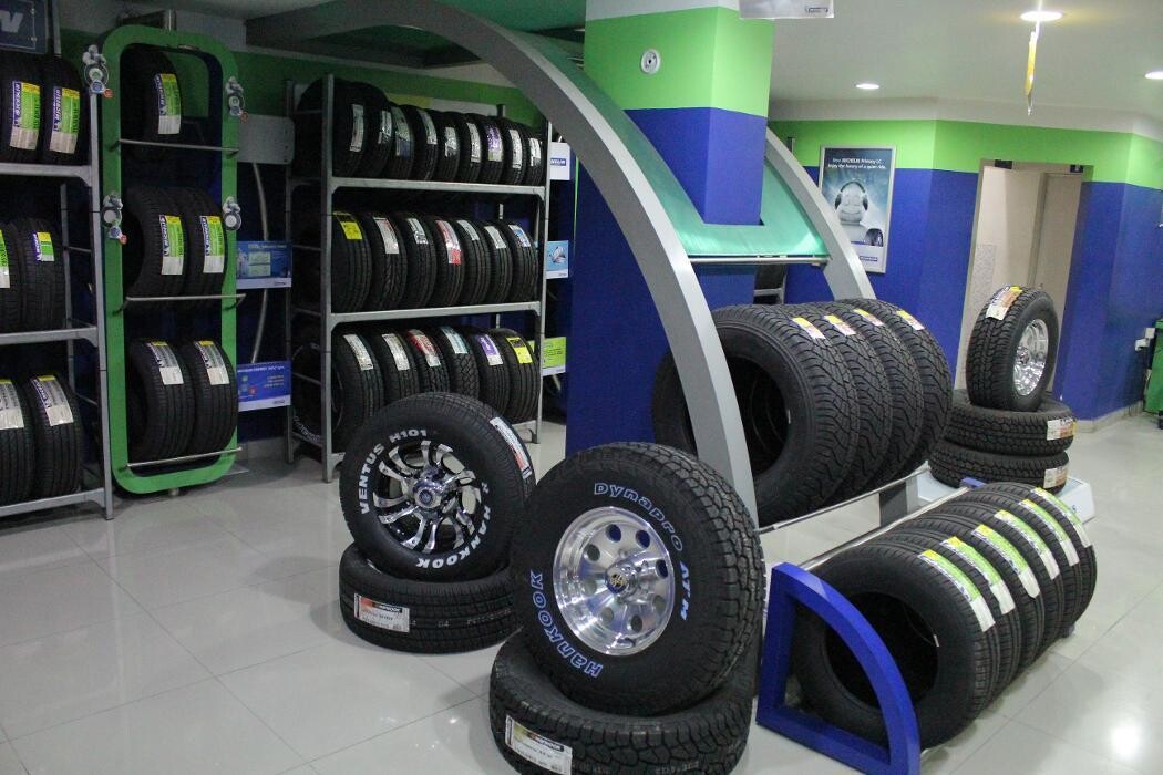 Images Michelin Tyres & Service - Tires N Trims