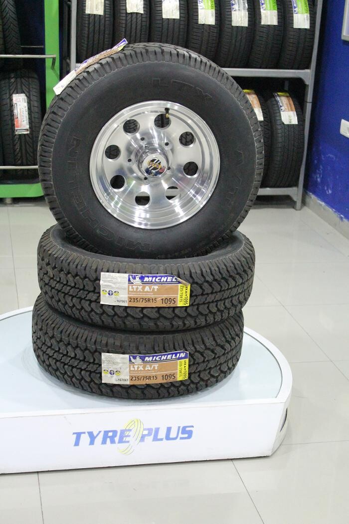 Images Michelin Tyres & Service - Tires N Trims