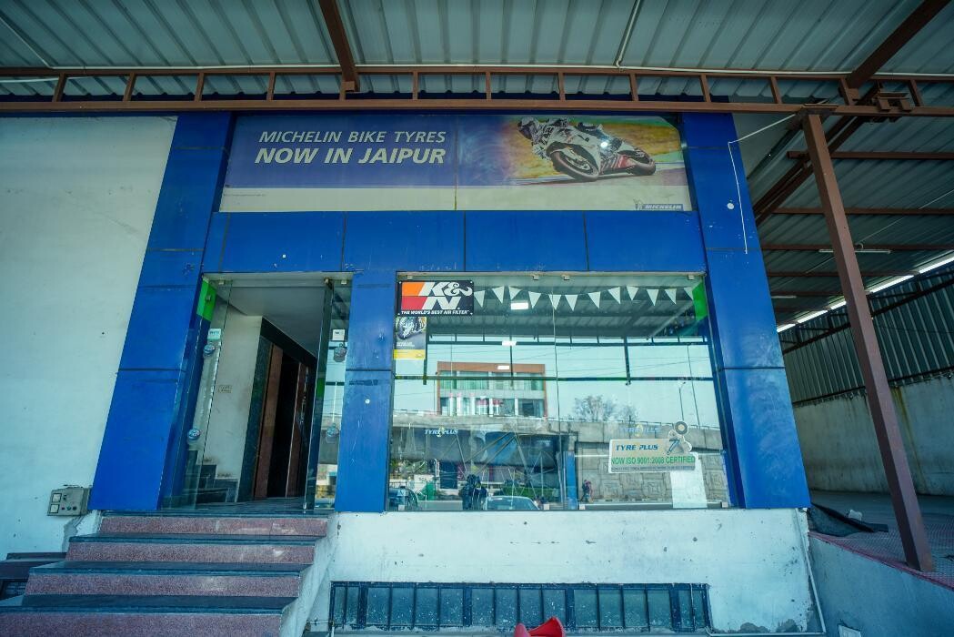 Images Michelin Tyres & Service - Tires N Trims