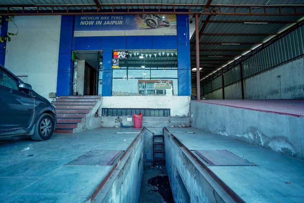 Images Michelin Tyres & Service - Tires N Trims