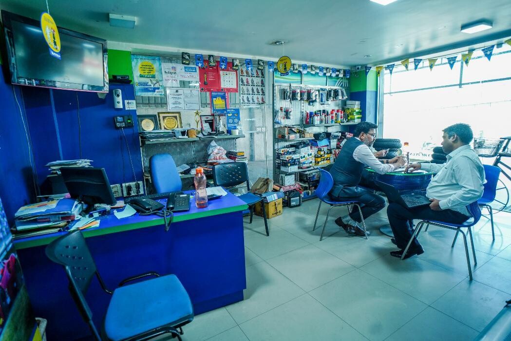 Images Michelin Tyres & Service - Tires N Trims