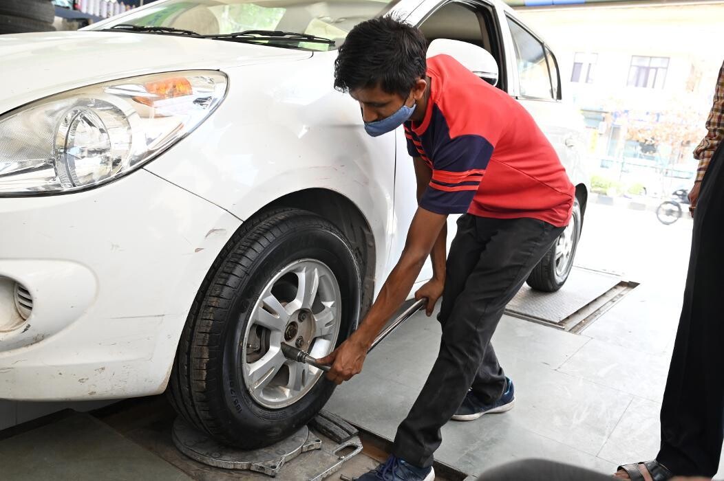 Images Michelin Tyres & Car Service - Okara Wheel Care