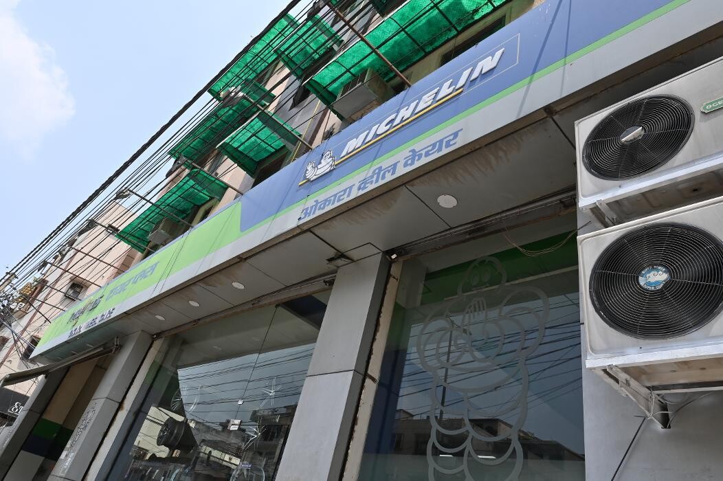 Images Michelin Tyres & Car Service - Okara Wheel Care